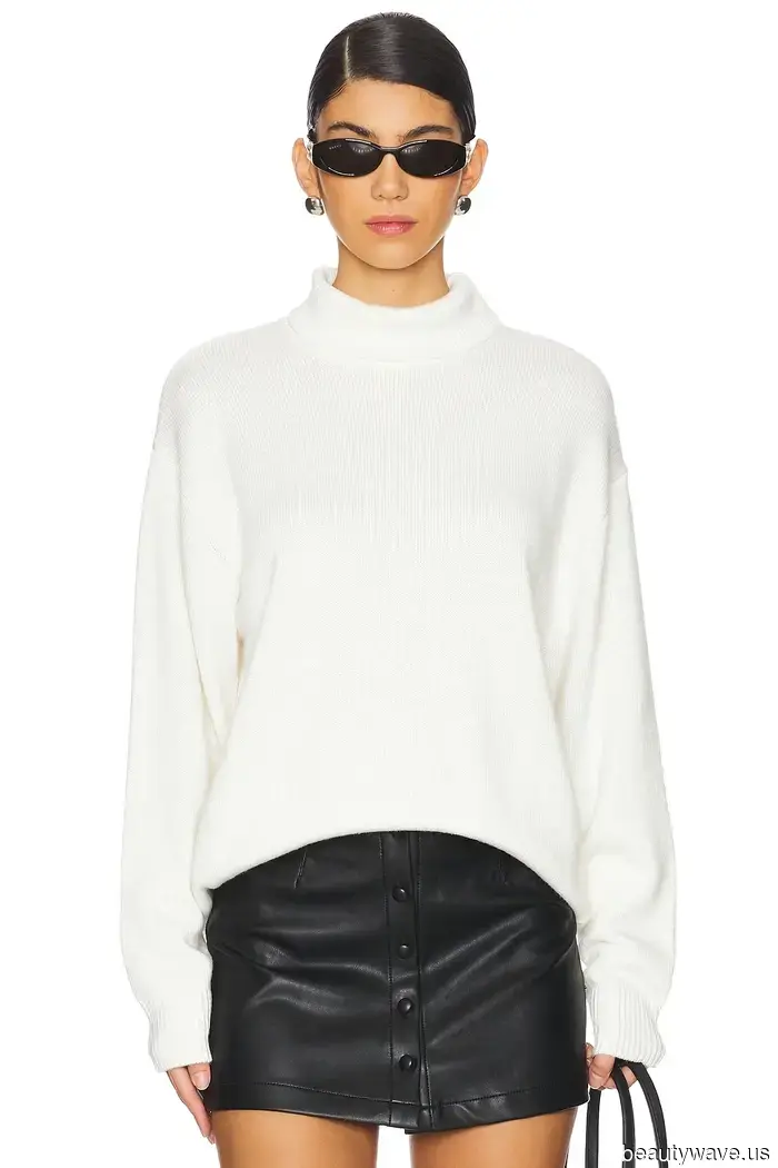 I Recently Introduced My 56-Year-Old Mom to Revolve—37 Cyber Monday Deals We Both Love