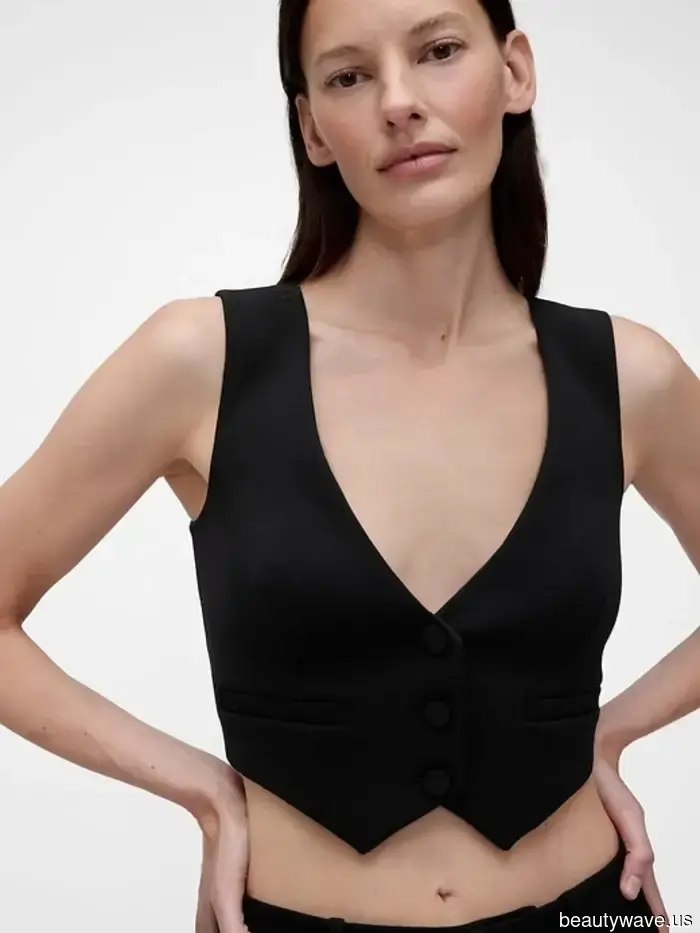 Ich habe gerade die Winterkollektion 2025 von GapStudio anprobiert&mdash;4 Looks, die mich wie ein Model aus den 90ern fühlen ließen.