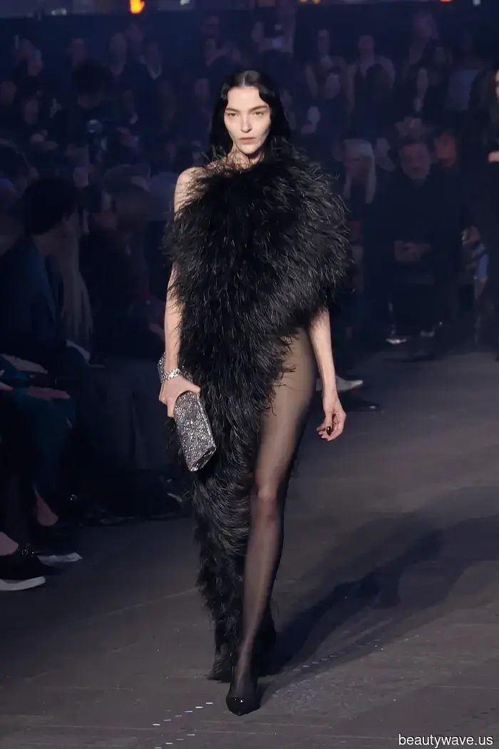 In diretta da New York! Gucci ha chiuso Times Square per il suo show Cruise 2027