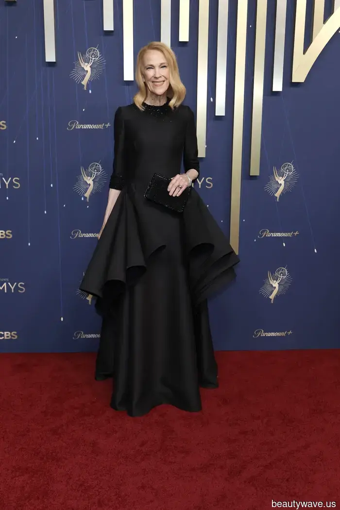 The Red Carpet Styles at the 2025 Emmys That Warrant Their Own Recognition