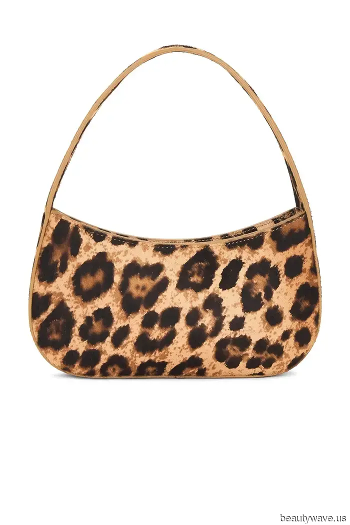 Forget the black shoes and black bag—this shoe and bag pairing looks so much cooler.