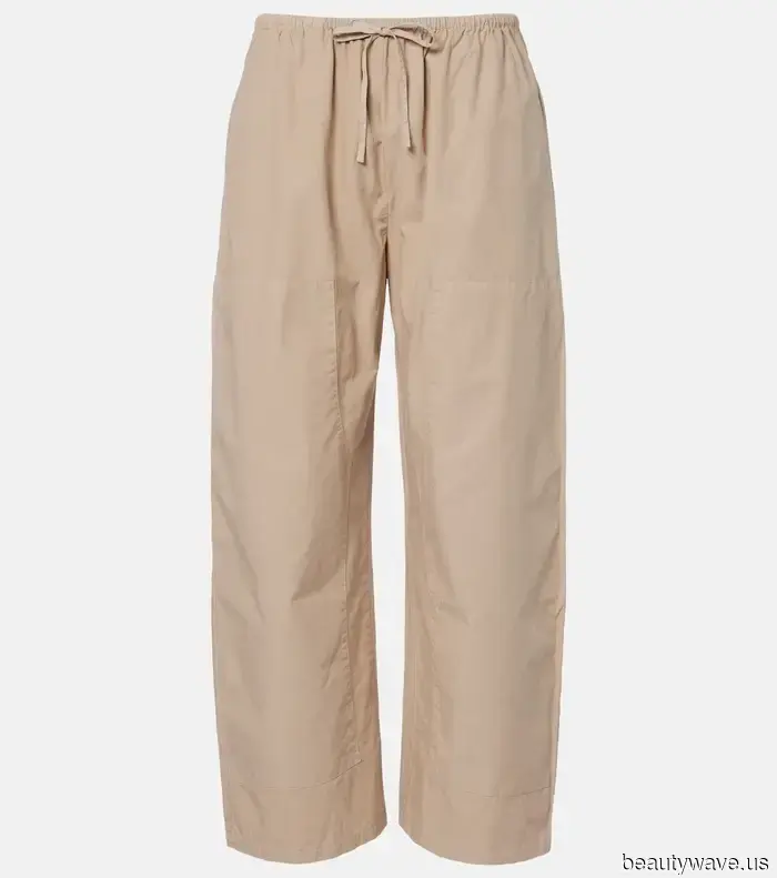 Chiamando tutti i minimalisti&mdash;Questo colore di pantaloni di tendenza è la cosa più chic che puoi indossare quest'estate