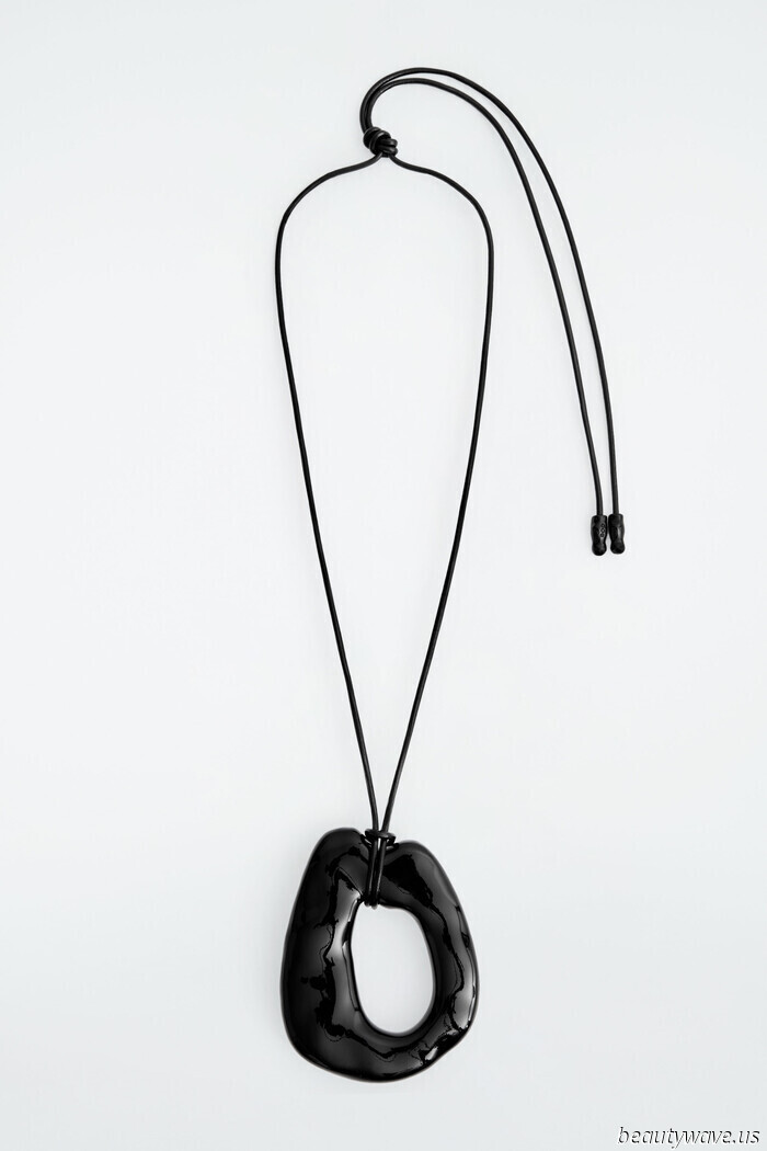 Who Should Consider Tennis Bracelets? 7 Elegant Summer Jewelry Trends I'm Opting for Instead