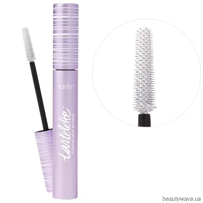 From Wine-Stained Lips to Glittery Accents: 10 Festive Beauty Trends That Fashion Enthusiasts Have Been Saving for Months