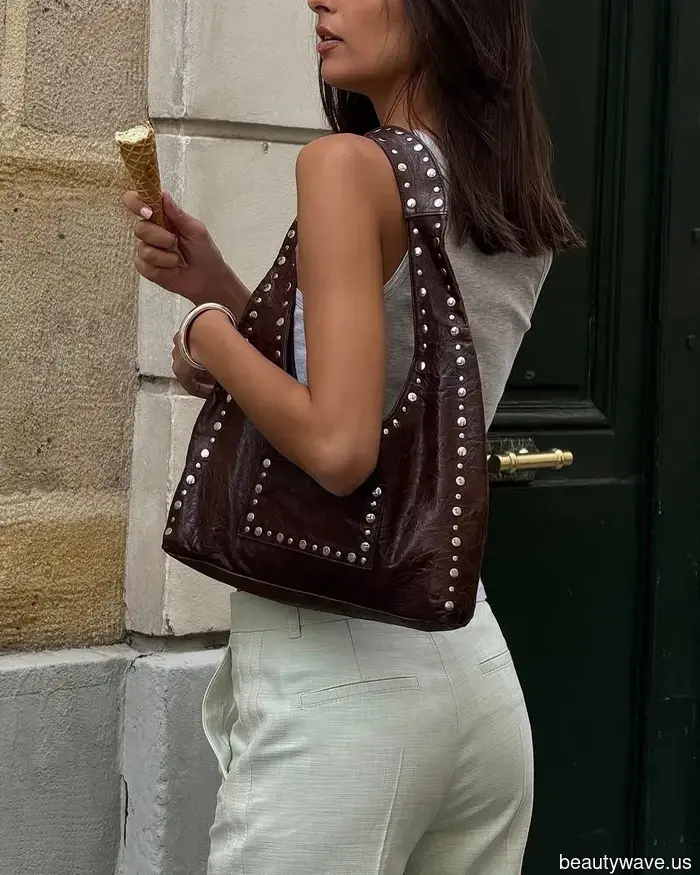 I just returned from Barcelona and Amsterdam—every single woman had this anti-minimalist bag with them.