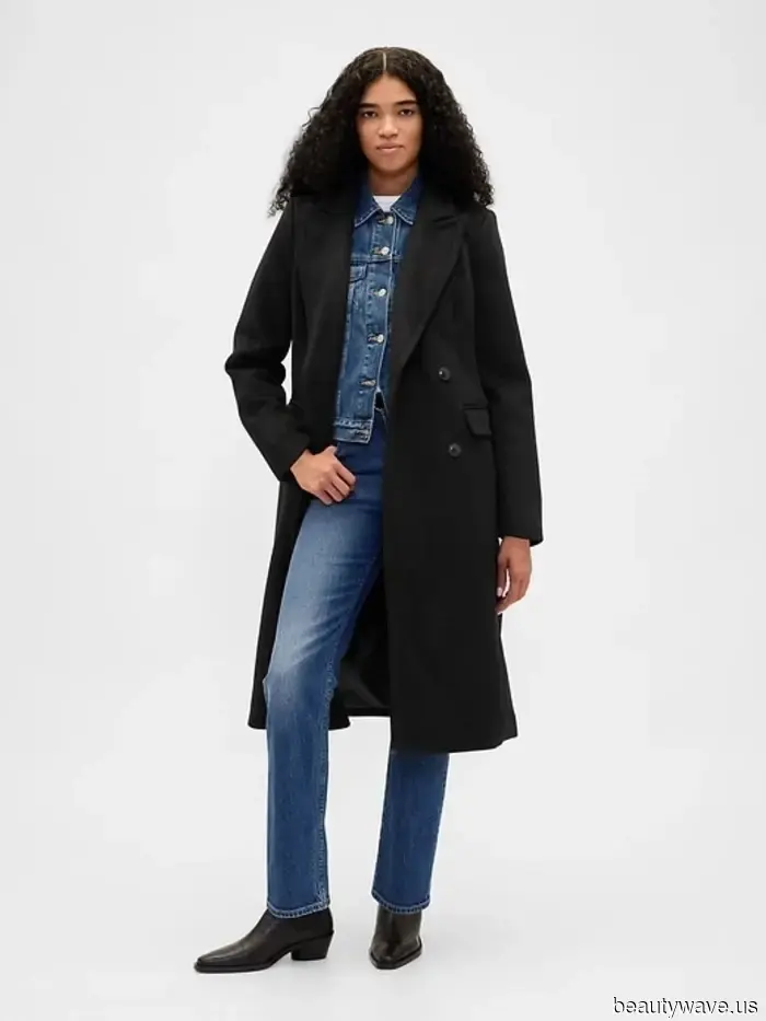 Scrivo di moda e ho trovato i basi più chic in saldo per la Cyber Week da Reformation, Gap e Madewell.