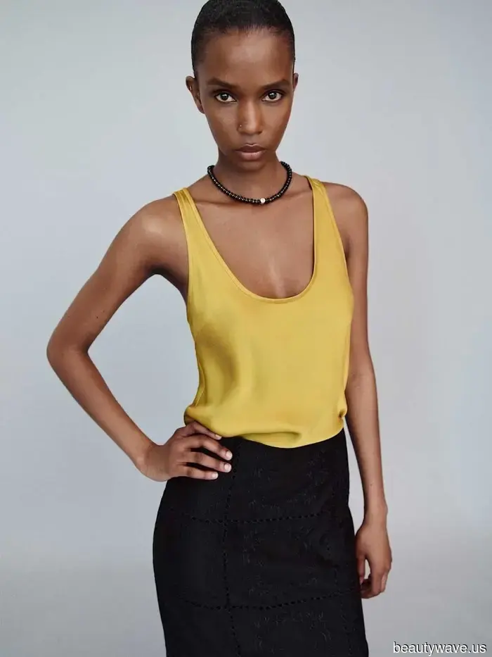 It’s arrived: The "Strange" Color Trend That It Girls Are Sportin' This Summer.