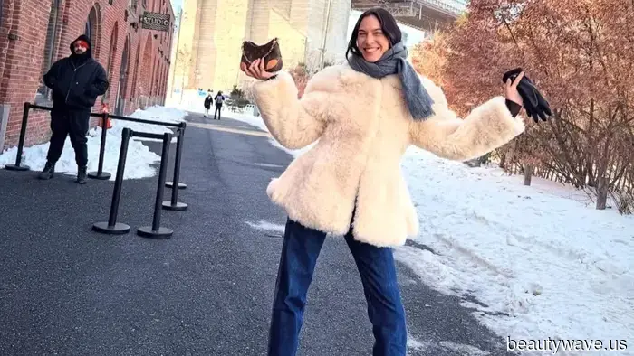 Cuffed Jeans sind so zurück&mdash;das ist der klassische Schuhtrend, mit dem sie am coolsten aussehen.