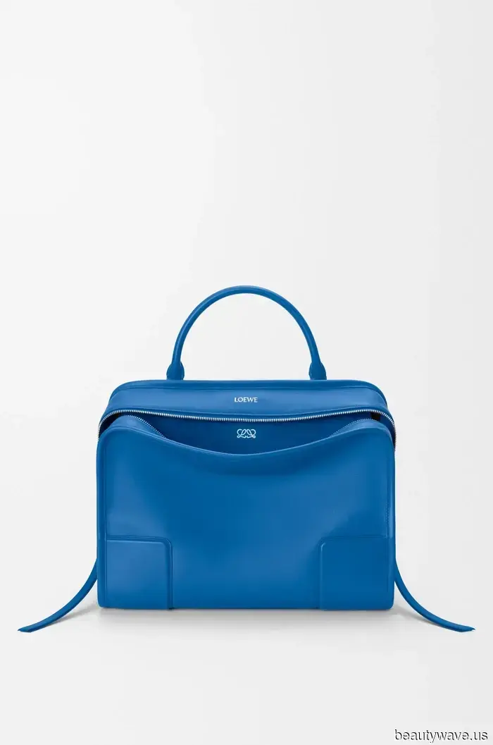 The First Spring It Bag Has Arrived—And Every Fashionable Individual Already Has It.