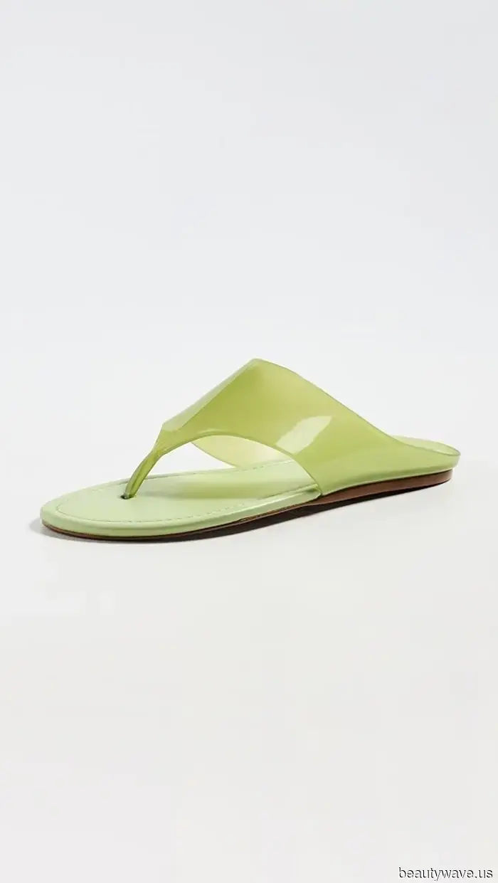 The Most Vacation-Friendly Shoe Trends for 2026