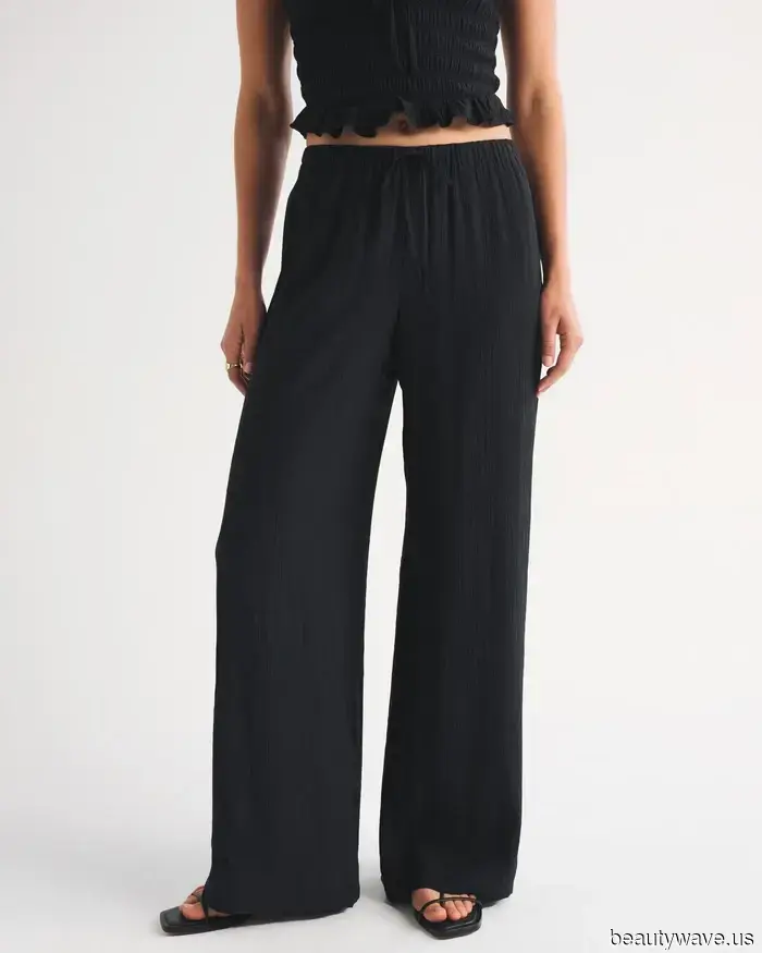 The Abercrombie Memorial Day Sale Features Essential Cool-Girl Items—25 Discoveries That Absolutely Deserve Your Consideration