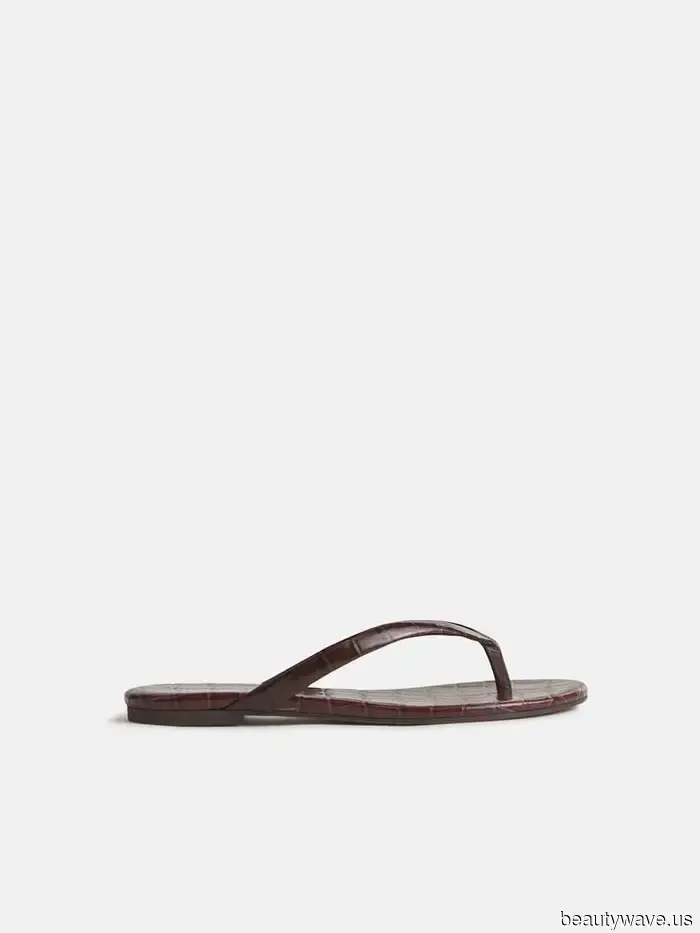 Vertraue mir: Jeans, Röcke und Shorts sehen mit dieser eleganten Flip-Flop-Farbe teurer aus.