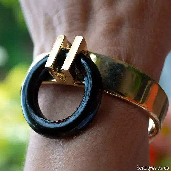 Surprise: Ashley Olsen's mother-in-law owns a jewelry brand—check out my eight favorite pieces!