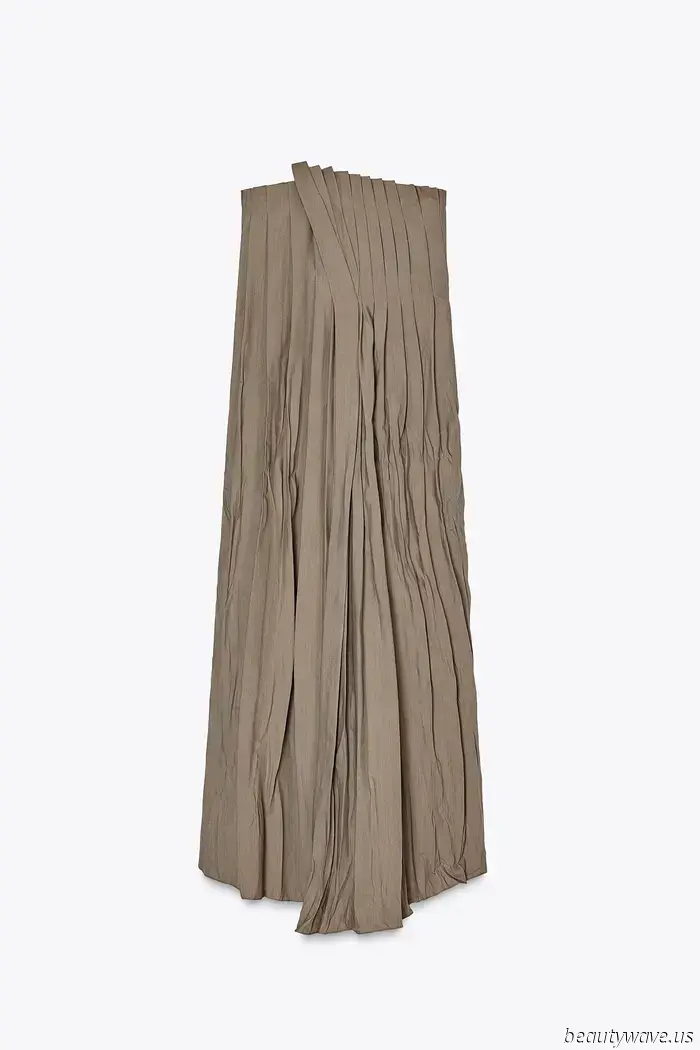De la Cabeza a los Pies, Este Es el Atuendo Exacto de Maxi Vestido de Verano Que Usan las Chicas de Los Ángeles