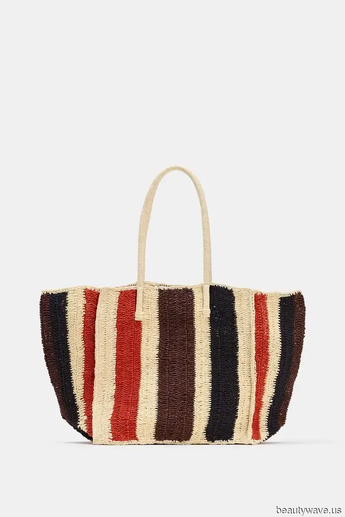 Non sono borse tote di base&mdash;Questa è la tendenza delle borse estive più cool che le persone alla moda stanno portando.