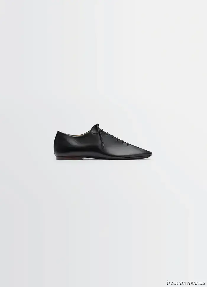 Neither a Mary Jane nor a Boot: This Stylish, Comfortable Flat-Shoe Trend Is Now Everywhere I Turn
