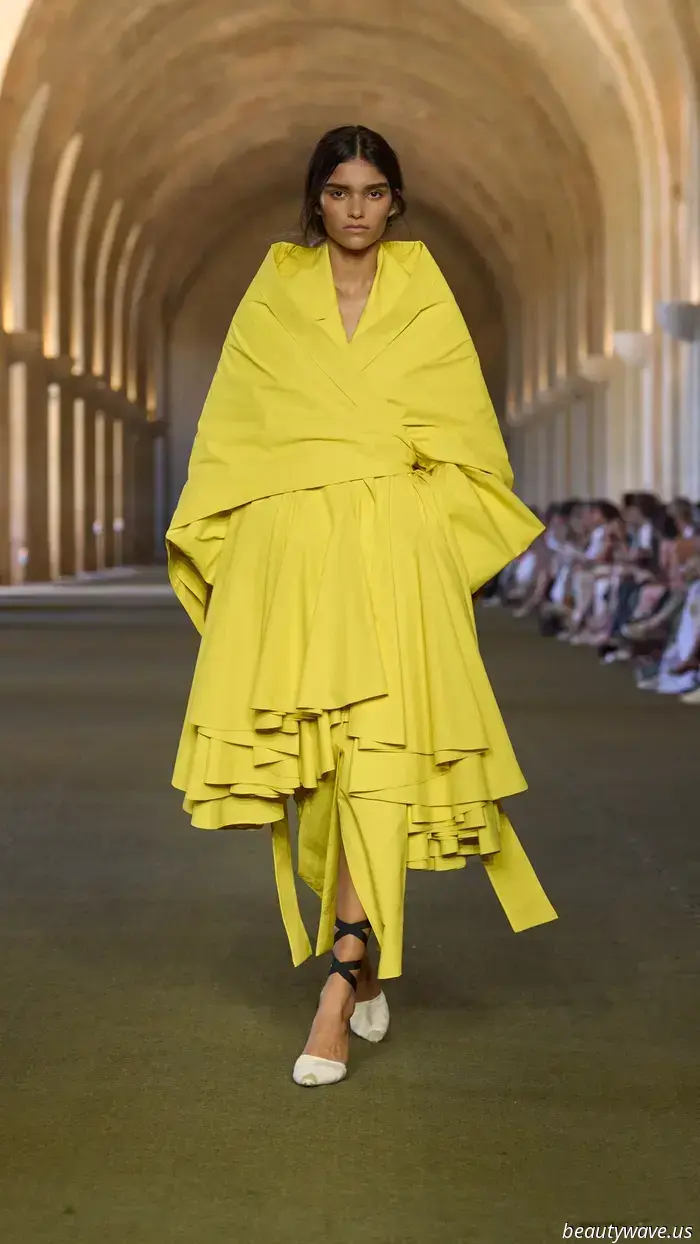 Jacquemus has announced that this understated style accent will be equally popular in the summer of 2026.