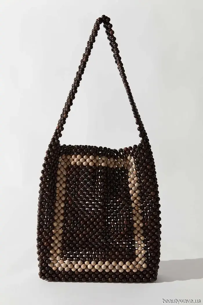 Keep This from Your Raffia Bags—This Designer Tote Is the Must-Have for Stylish People This Summer