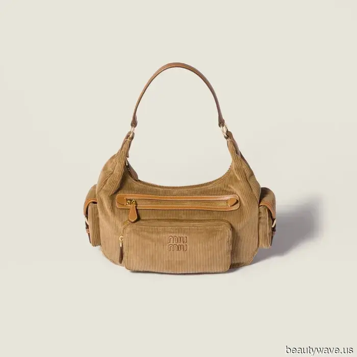 Neither a Flap Bag nor a Tote: This Handbag for Those Who Know Will Dominate in 2026