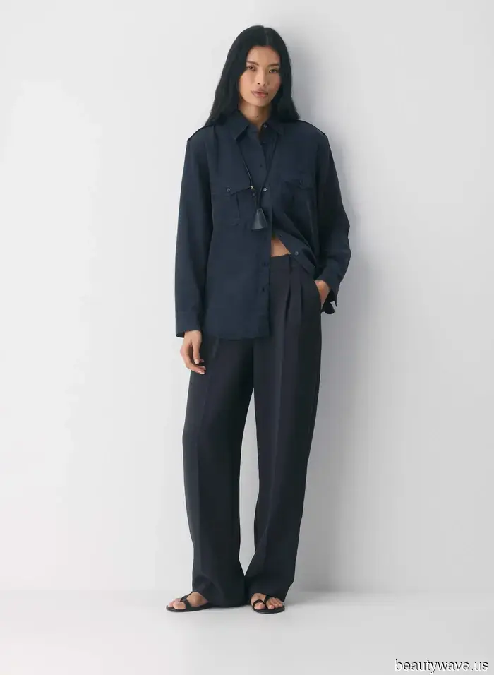 Fashion enthusiasts pair tailored trousers not with sneakers but with this trendy French footwear.