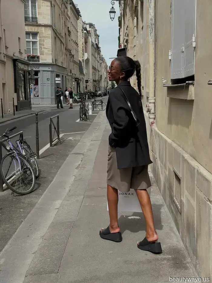 Apologies, Flip Flops—This "Outdated" Footwear Trend is Dominating Our Summer 2026 Wardrobes.