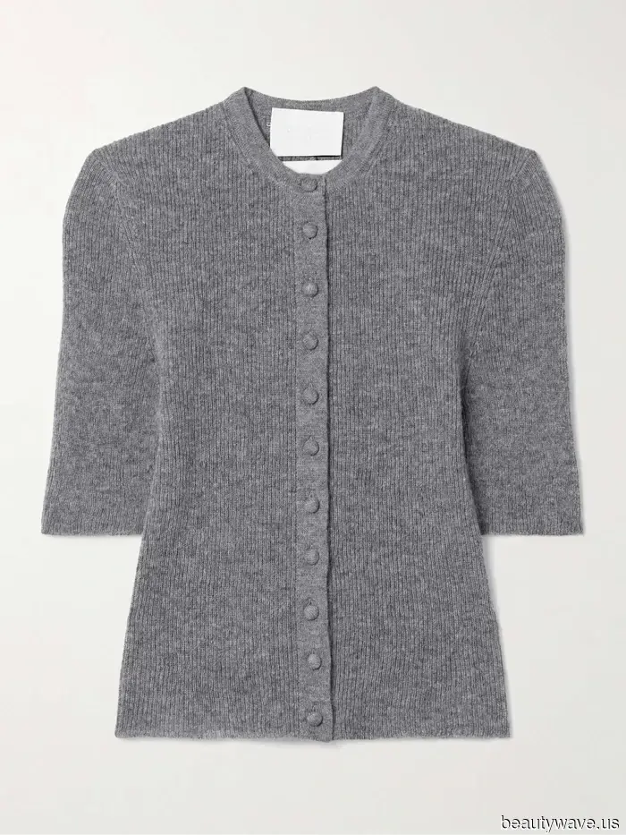 Es ist wahr: Französische Frauen tauschen ihre roten Cardigans gegen dieses trendige, grundlegende Strickstück.