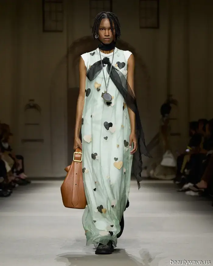 Coach Is Issuing a PSA: Here Are the 6 Accessory Trends Expected to Shape Spring 2026