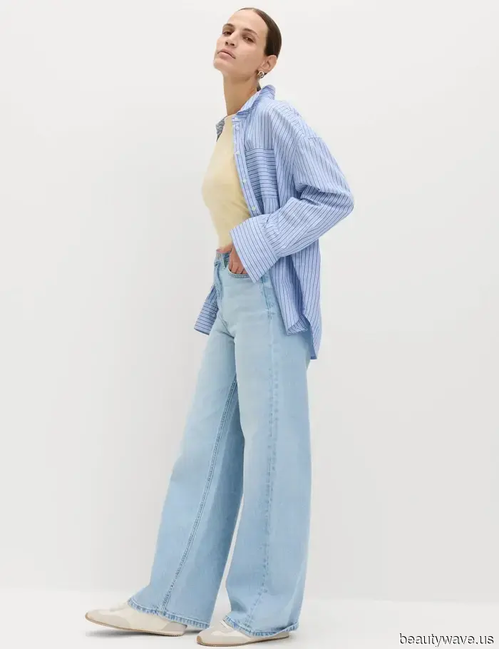 Nicht schmal, nicht weit&mdash;das sind die M&S Jeans, die schicke Frauen den ganzen Frühling über mit Blusen tragen werden.