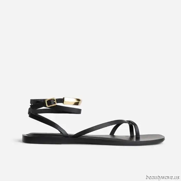 I'm a stylist—here are the 10 summer items I suggest to all my clients.