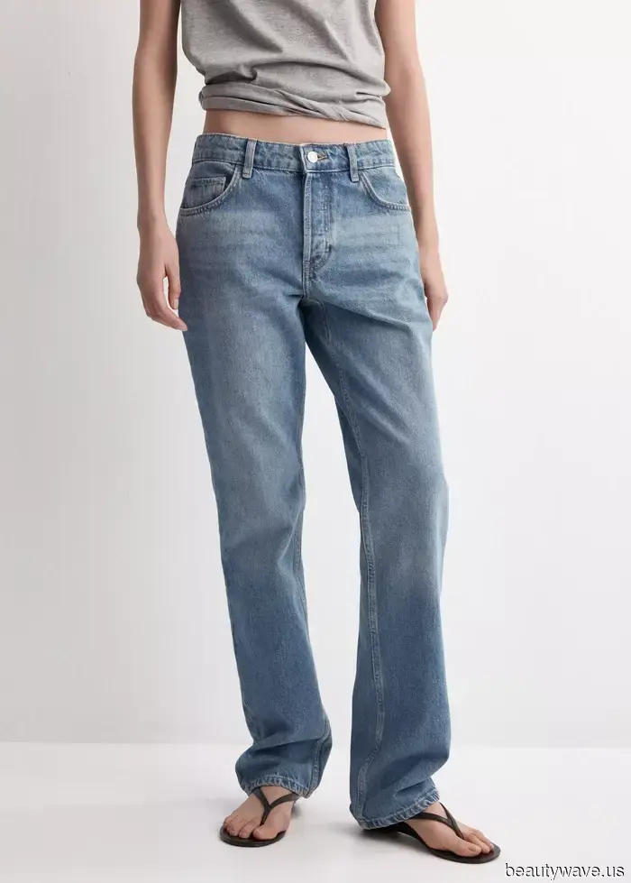 In Los Angeles and Paris, the most stylish dressers continue to return to this summer outfit of a blouse, jeans, and flat shoes.