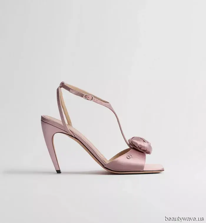 I’ve Conducted the Research—Based on the Runways, These 6 Autumn Shoe Trends Will Be Ubiquitous.