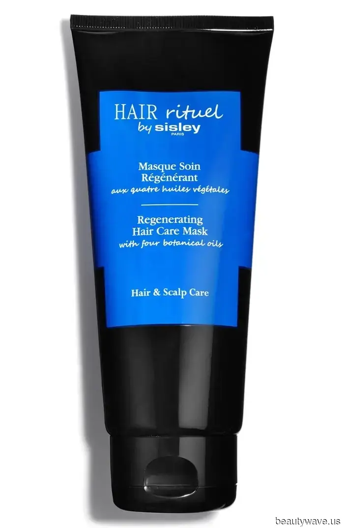 Trust me, you won't be disappointed with this $1792 French Advent calendar that also serves as jewelry storage.