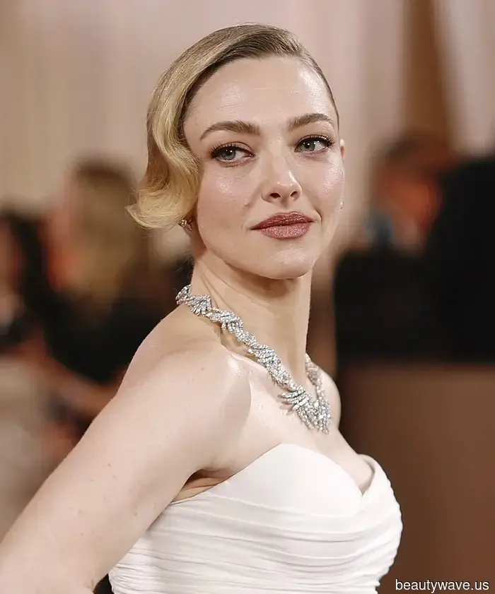 The Golden Globes Revived Red Carpet Glamour: 32 Celebrity Looks That Define Elegance