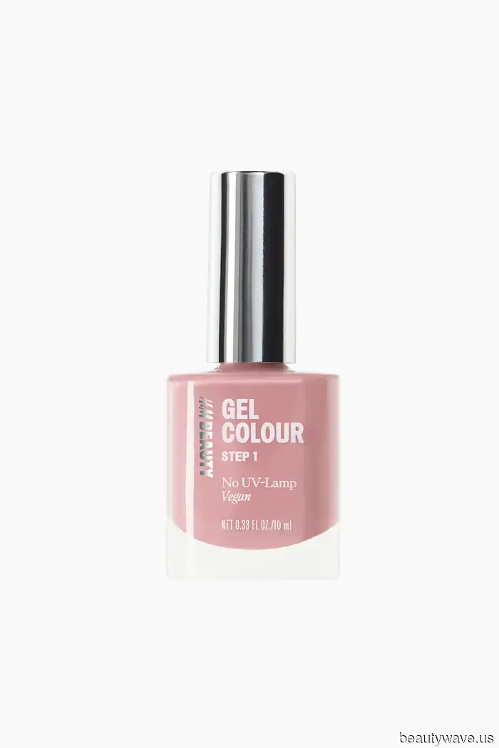 Da Onice a Bianco Latte, Questi Sono i 7 Migliori Colori di Unghie per Toni di Pelle Scura