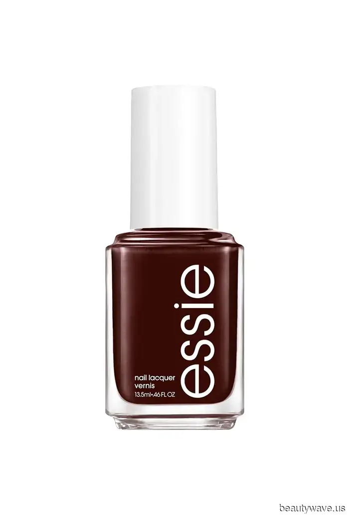 The Opera Aesthetic Will Be Trendy for 2026—20 Beauty Must-Haves That Bring to Mind Bright Stages and Plush Velvet Seats