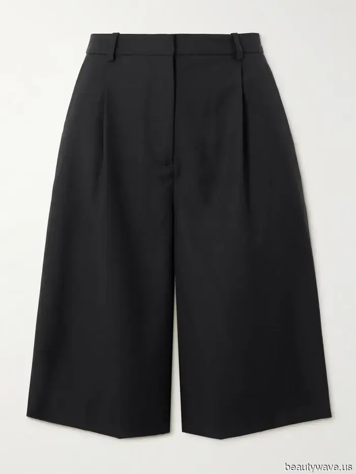 Da Base a Designer: Questa Tendenza dell'Outfit Renderà I Tuoi T-Shirt Subito Simili a Quelli di The Row