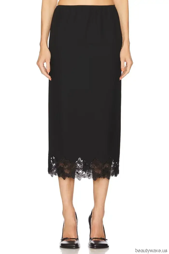 The Most Stylish Summer 2025 Looks Are Surprisingly the Most Relaxed—Allow Me to Elaborate.