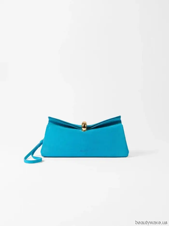 So auszusehen, als wäre man gerade ein Mode-Mensch, ist so einfach wie das Tragen dieser beiden von Chanel genehmigten Farben zusammen.