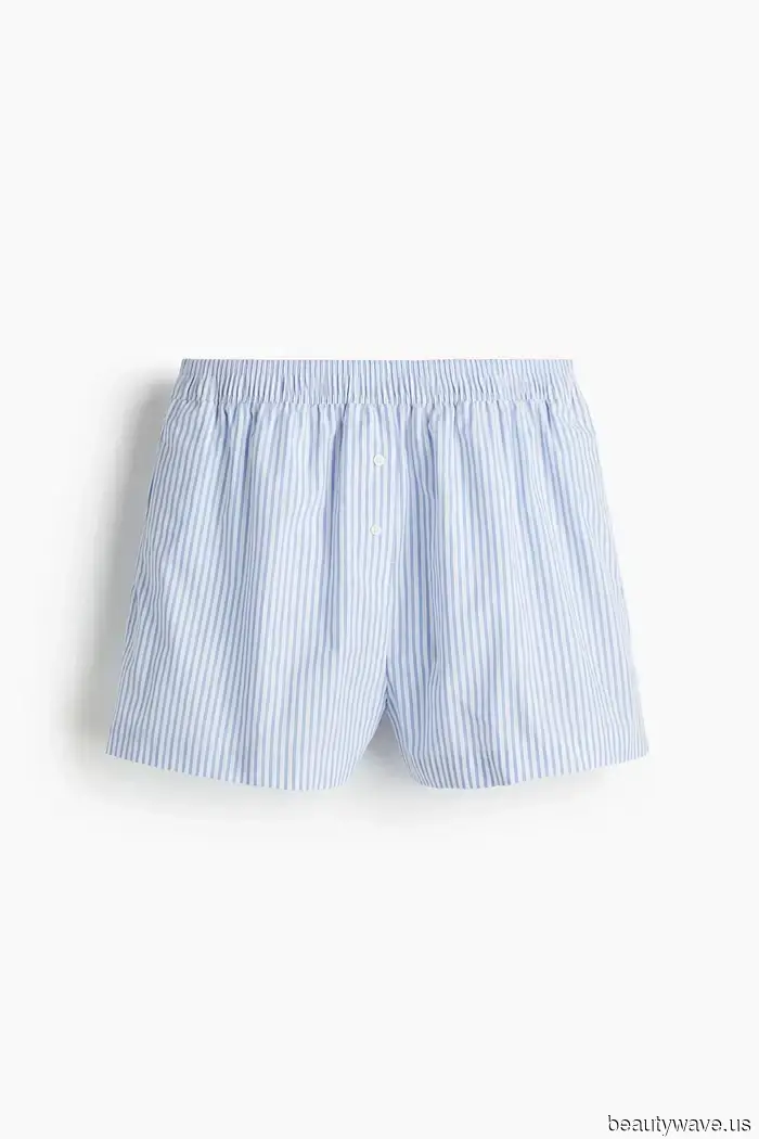 French women and Alexa both agree—this shorts trend is currently much more stylish than denim options.