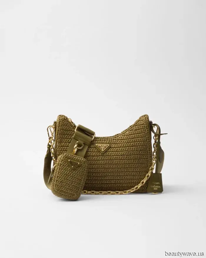 Face the Facts: These 8 Bag Trends Became Outdated in 2025