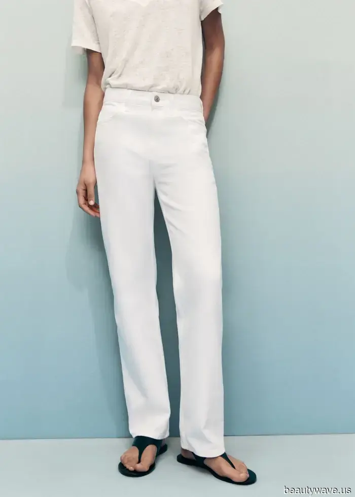 J.Lo has just sported a shoe trend that, despite being considered dated, transforms into something stylish when teamed up with white jeans.