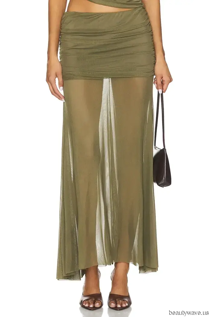 The Top-and-Pants Set That Appears Like Loungewear Yet Exudes High Fashion