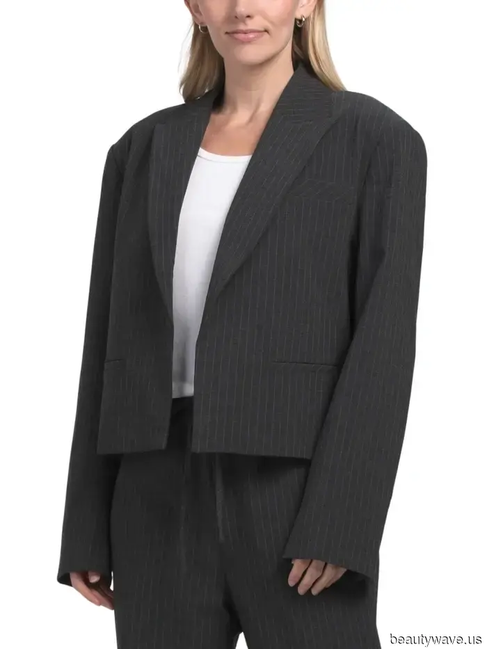 Der Stylist von Anne Hathaway hat mich gerade durch ihren Einkaufswagen bei Marshalls und TJ Maxx geführt.