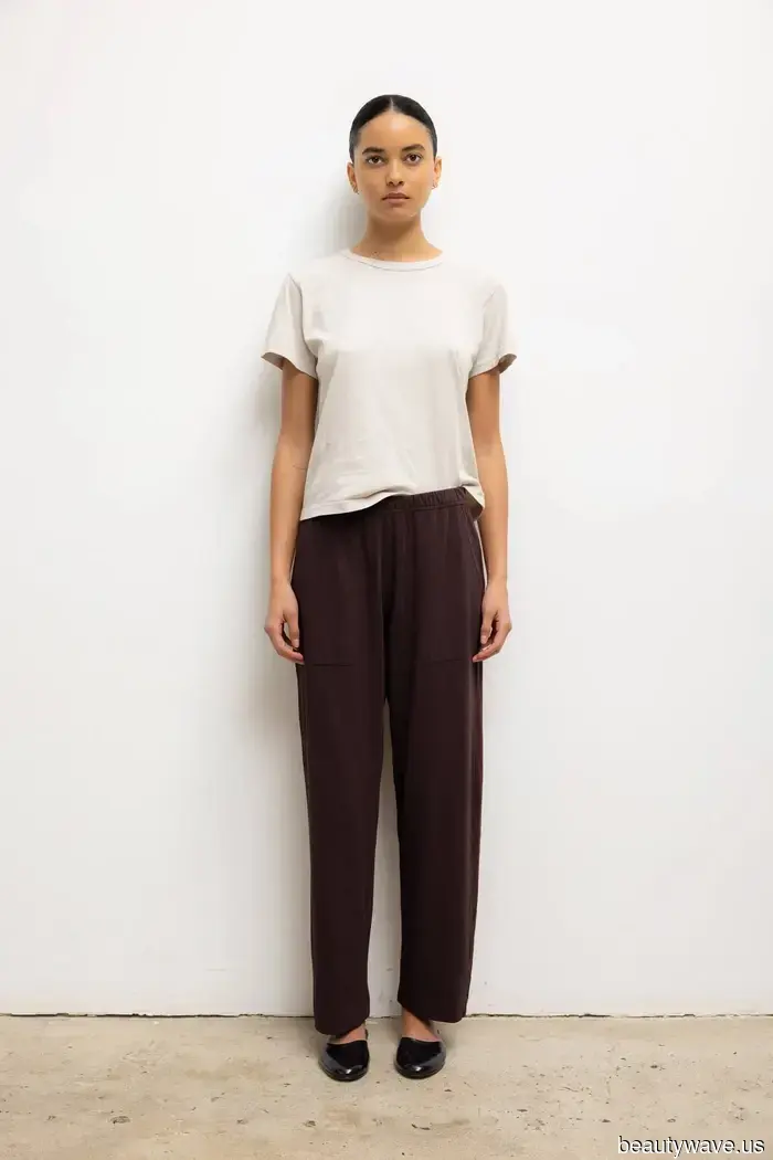 Fashionable mothers will be returning to this Paris-endorsed outfit formula throughout the fall season.