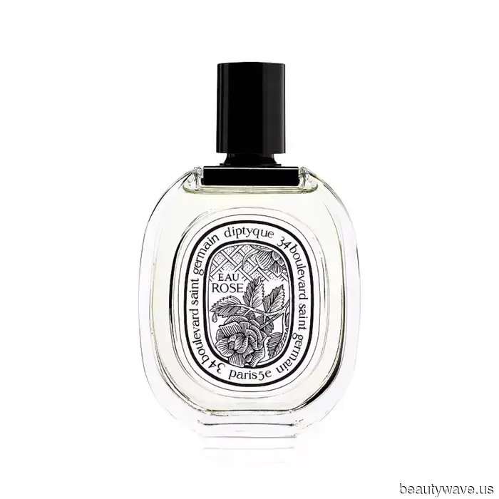 From Fresh Blooms to Sun-Drenched Forests—These 16 Fragrances Capture All the Spring Garden Essence