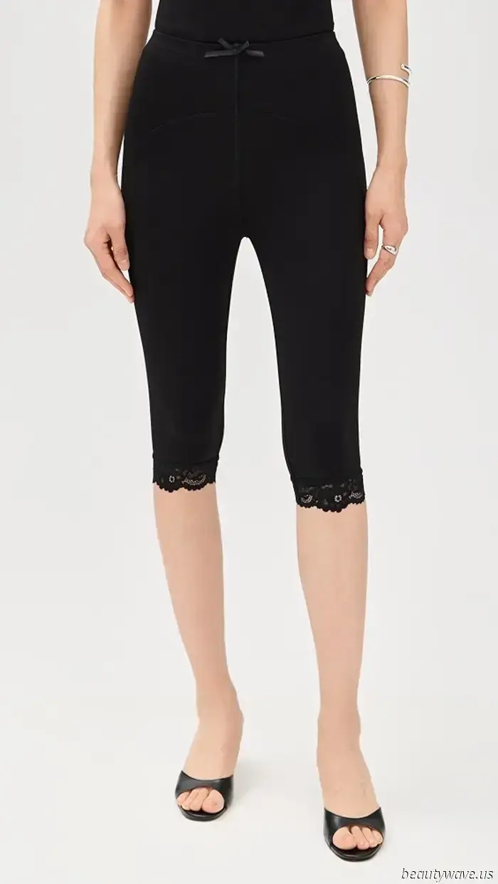 Seen in France: The Legging Trend That Fashion Enthusiasts Are Pairing With Heels