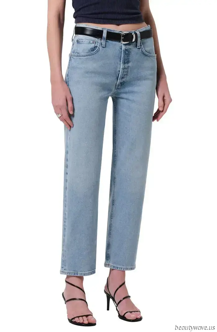 Skip the sneakers—this is the elegant flat-shoe style that French women pair with three different types of casual trousers.