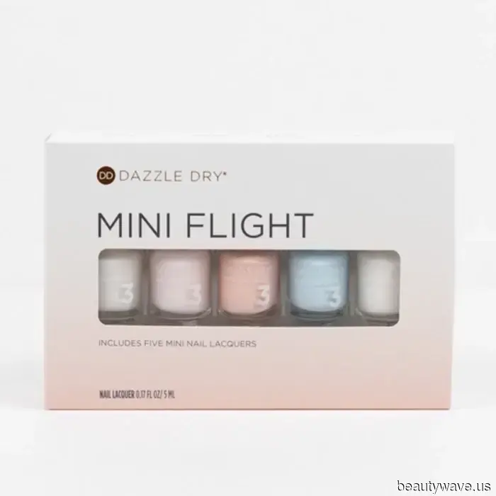 Se indossi uno di questi 18 design di unghie preppy, presumerò che trascorri l'estate a Nantucket.