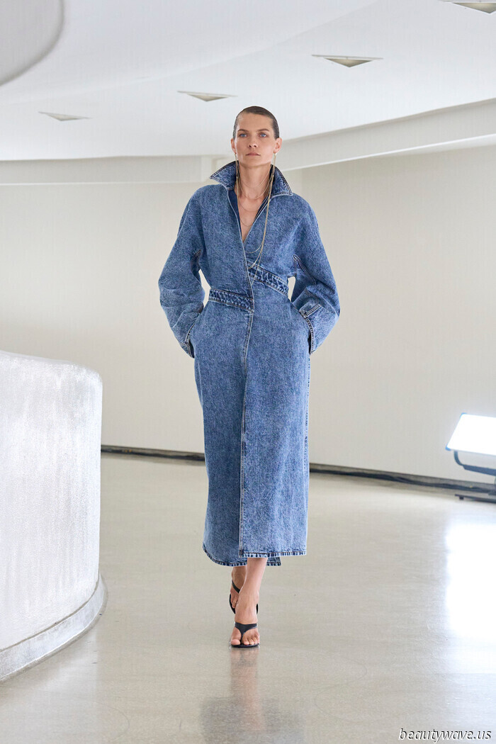 Hey, Fashion Enthusiasts—These 9 Summer Shoe Trends Deserve Your Focus