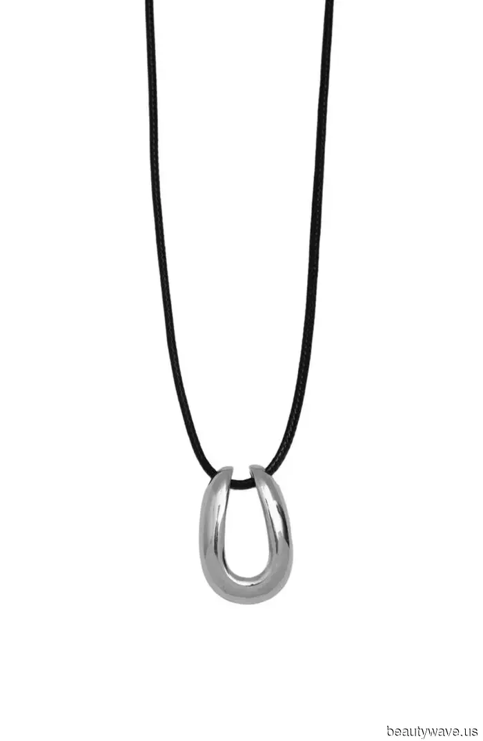 I'm an Associate Shopping Director—I can confidently say that these 30 Nordstrom sale items are guaranteed to sell out.